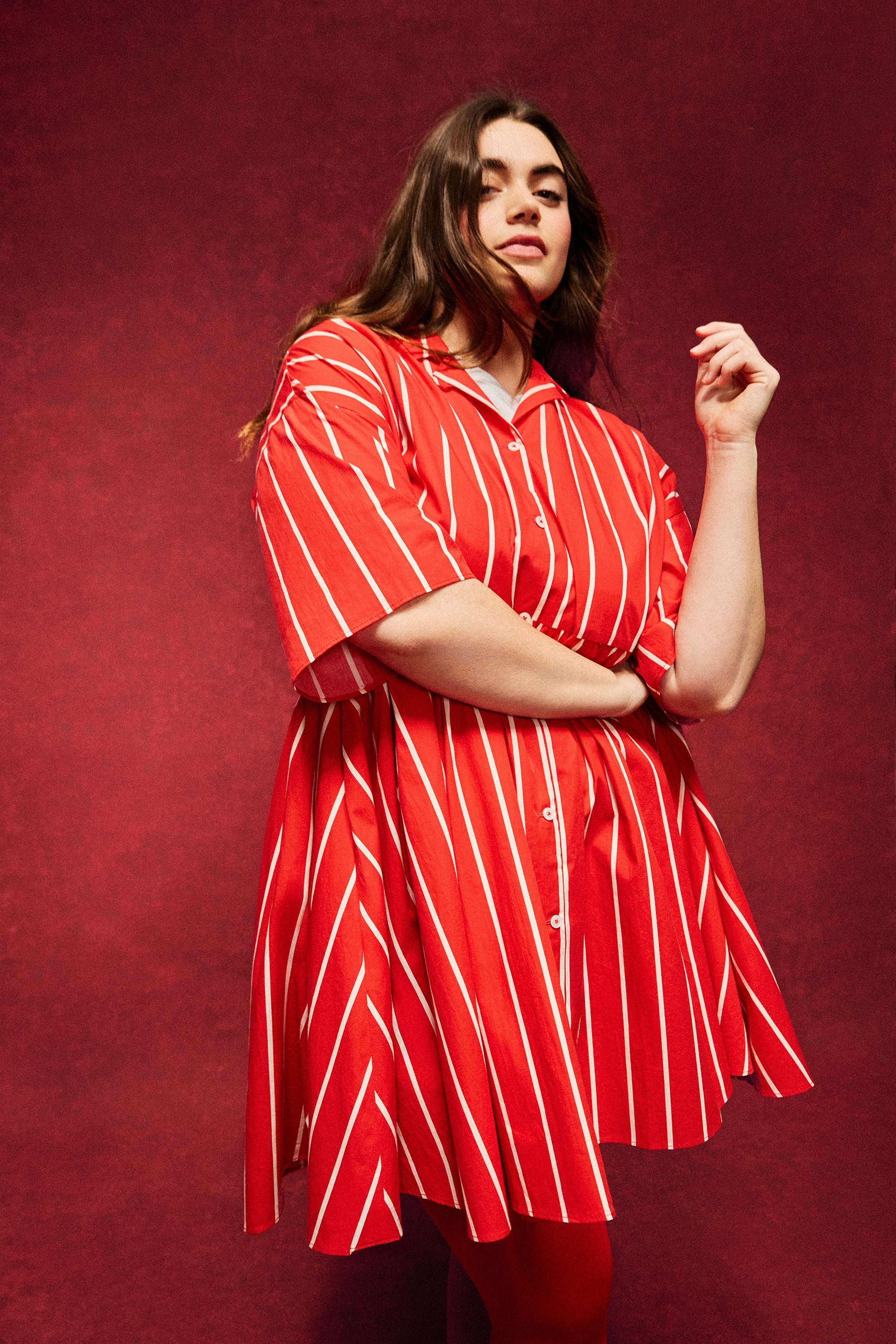 ROBE FRIDA RAYURES ROUGE